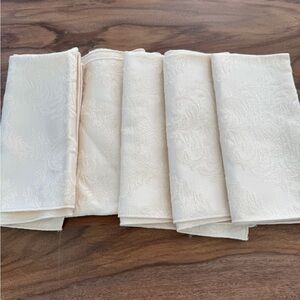 Linen Napkins Set of 5 light ivory fancy dinner dining home decor Victorian
